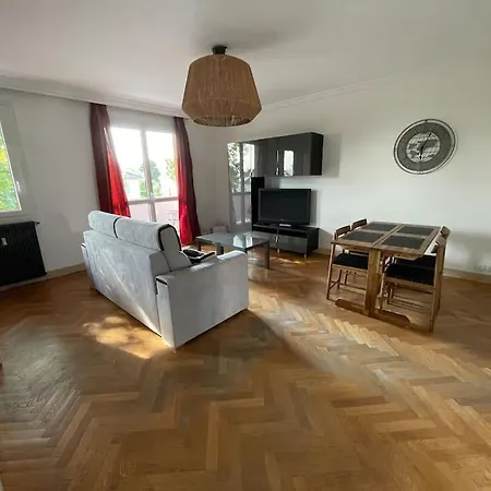 Le Relais Des Cyclamens Bron Appartement Buitenkant foto